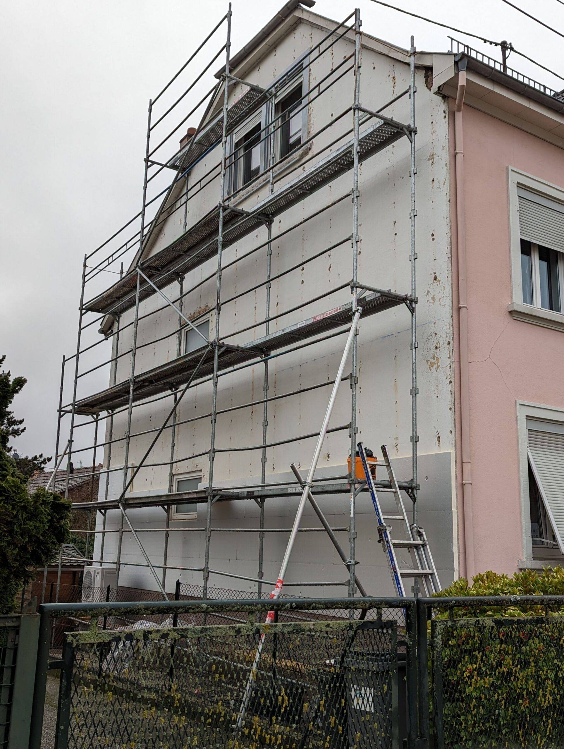 AVANT 1 SCALED | Le Façadier Alsace Entreprise de ravalement de façade et peinture extérieure dans le Haut-Rhin, le Bas-Rhin et le Territoire de Belfort Rixheim 4
