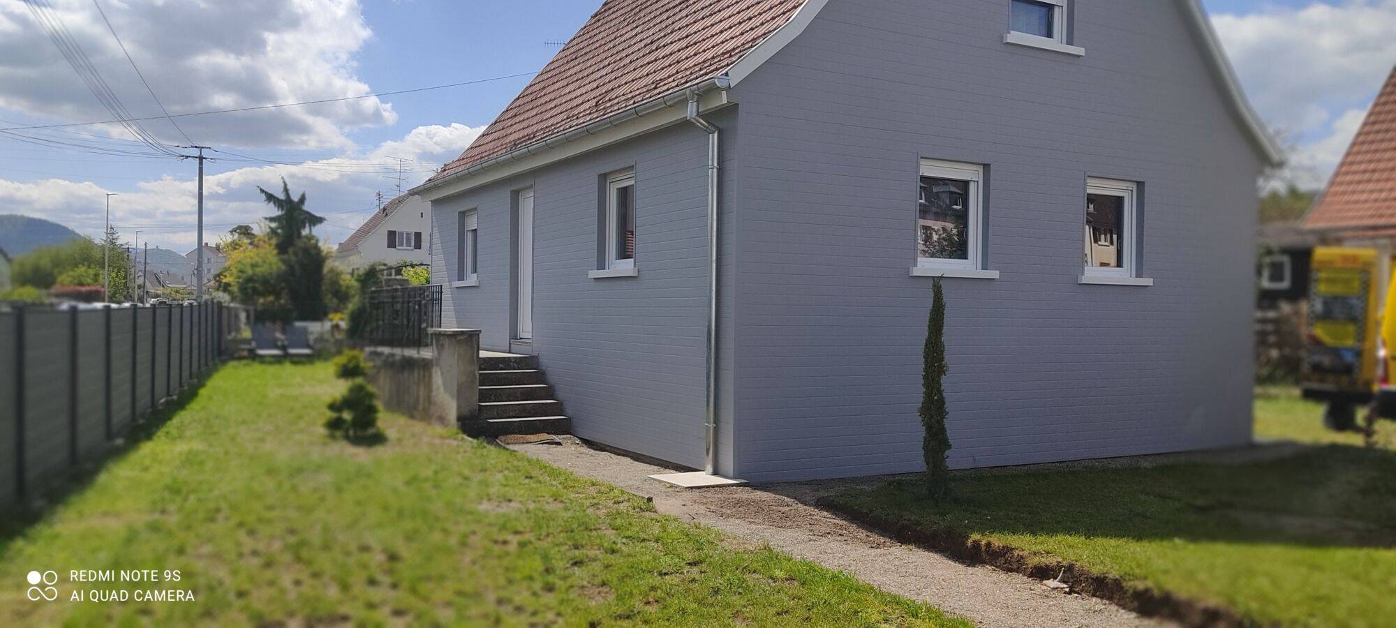 Comment les travaux de zinguerie améliorent l’isolation et la gestion énergétique de votre maison ? Cernay